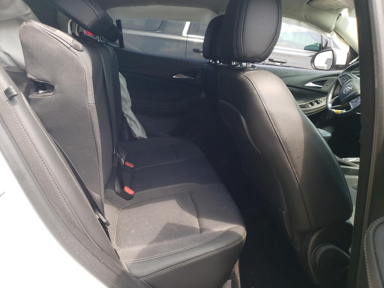 Автомобиль BUICK ENCORE GX PREFERRED 2021 | GrandCar Автомобиль BUICK ENCORE GX PREFERRED 2021 | GrandCar