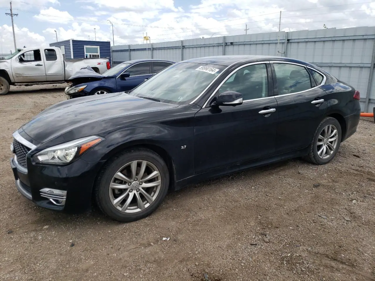 Автомобиль INFINITI Q70 LUXE 2018 | GrandCar