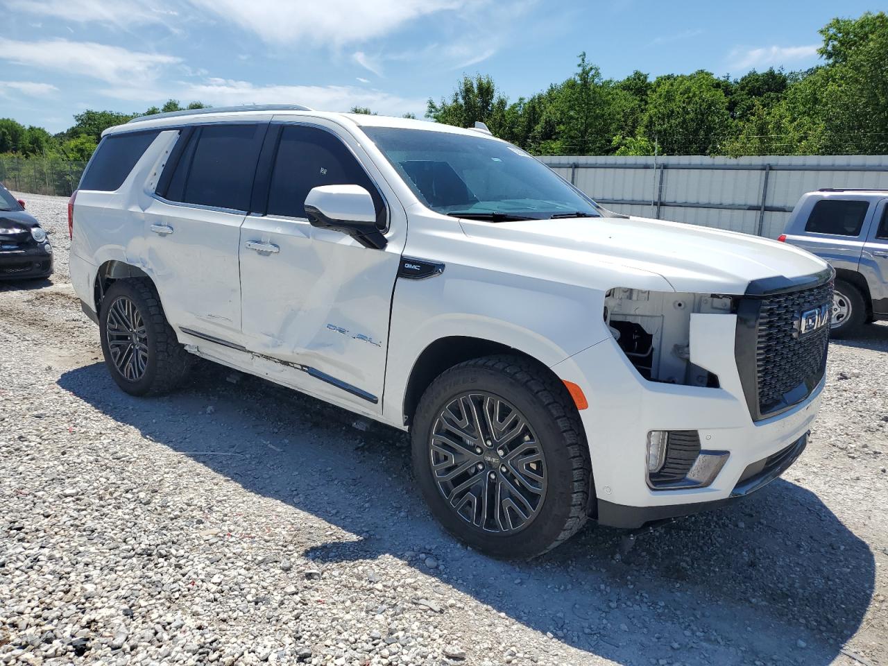 Автомобіль GMC YUKON DENALI ULTIMATE 2023 | GrandCar Автомобіль GMC YUKON DENALI ULTIMATE 2023 | GrandCar