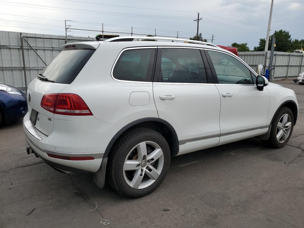 Автомобіль VOLKSWAGEN TOUAREG SPORT 2017 | GrandCar Автомобіль VOLKSWAGEN TOUAREG SPORT 2017 | GrandCar
