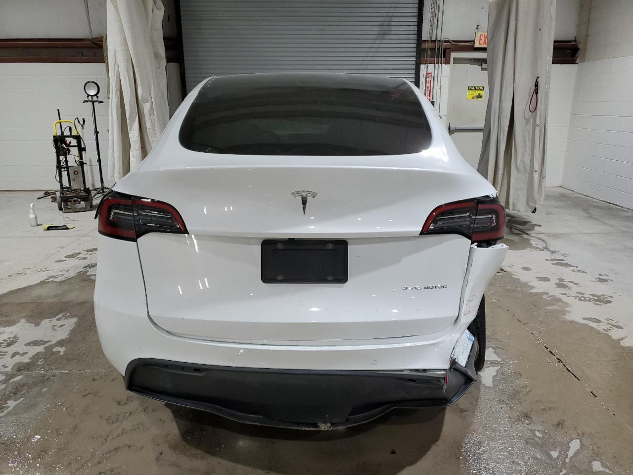 Автомобіль TESLA MODEL Y 2022 | GrandCar Автомобіль TESLA MODEL Y 2022 | GrandCar