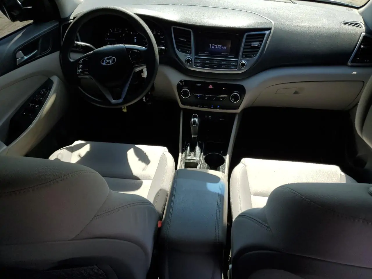 Автомобіль HYUNDAI TUCSON SE 2018 | GrandCar Автомобіль HYUNDAI TUCSON SE 2018 | GrandCar