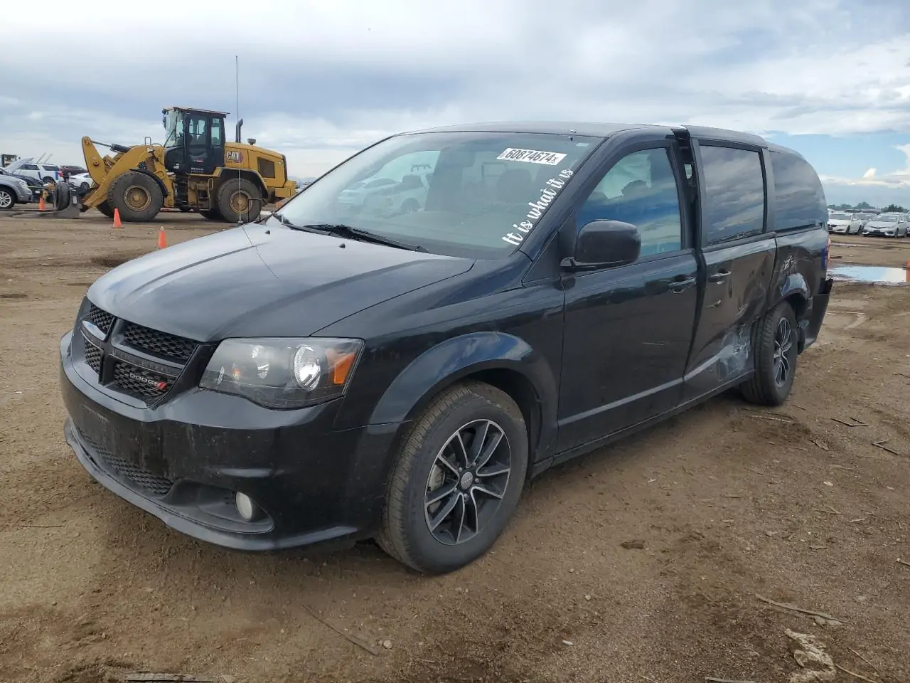 Автомобиль DODGE GRAND CARAVAN SE 2018 | GrandCar Автомобиль DODGE GRAND CARAVAN SE 2018 | GrandCar