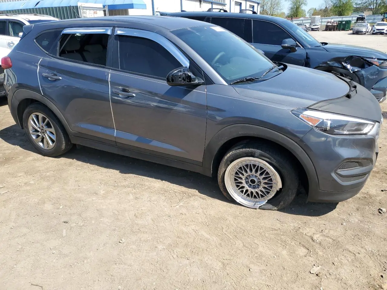Автомобіль HYUNDAI TUCSON SE 2018 | GrandCar Автомобіль HYUNDAI TUCSON SE 2018 | GrandCar