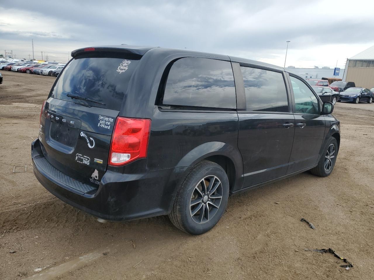 Автомобиль DODGE GRAND CARAVAN SE 2018 | GrandCar Автомобиль DODGE GRAND CARAVAN SE 2018 | GrandCar