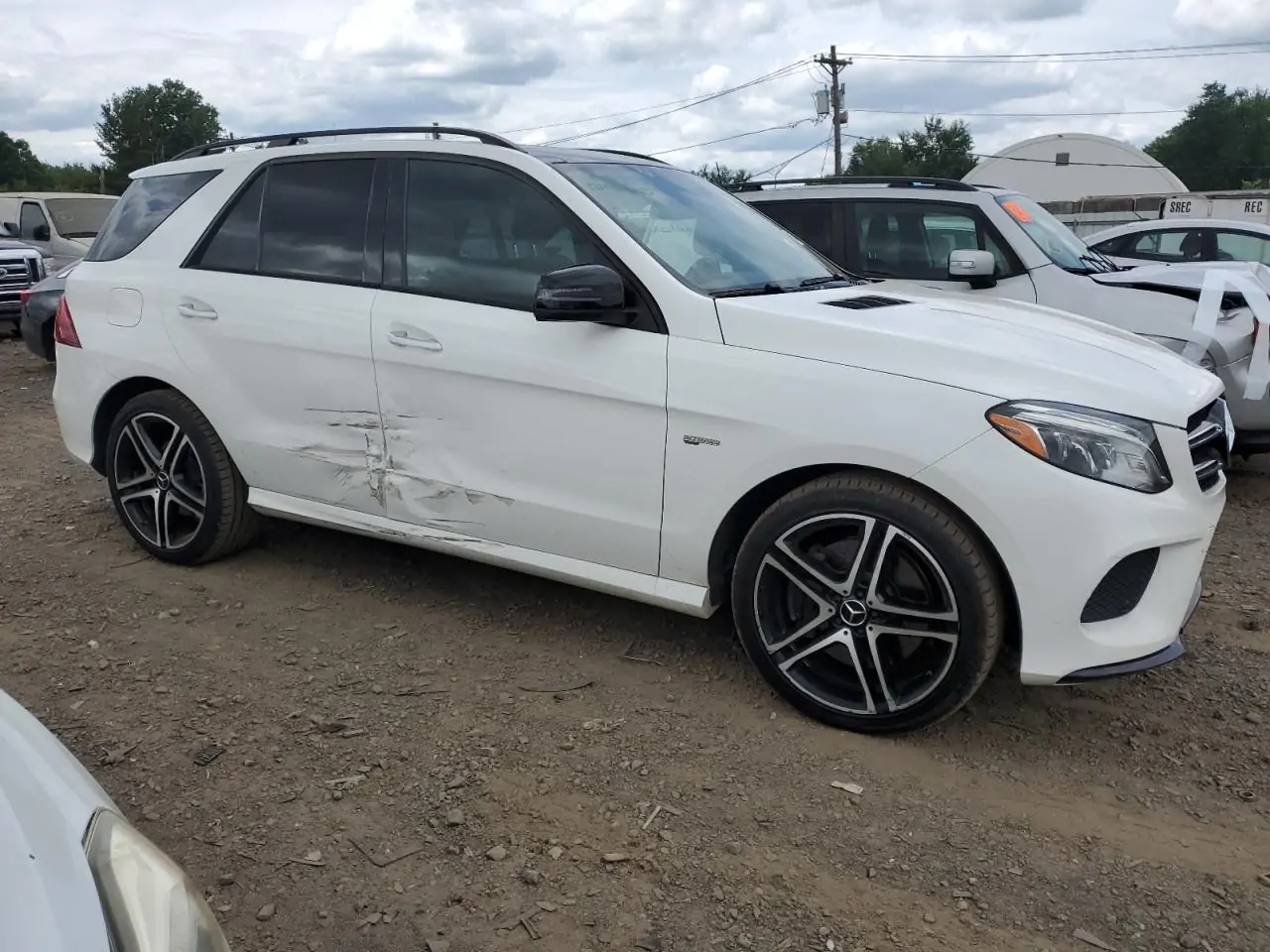 Автомобіль MERCEDES-BENZ GLE 43 AMG 2017 | GrandCar Автомобіль MERCEDES-BENZ GLE 43 AMG 2017 | GrandCar