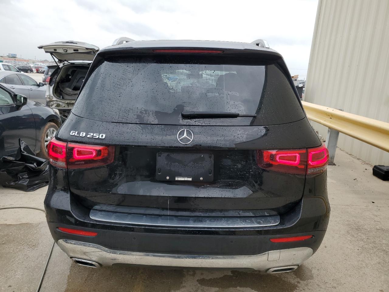 Автомобіль MERCEDES-BENZ GLB 250 2021 | GrandCar Автомобіль MERCEDES-BENZ GLB 250 2021 | GrandCar