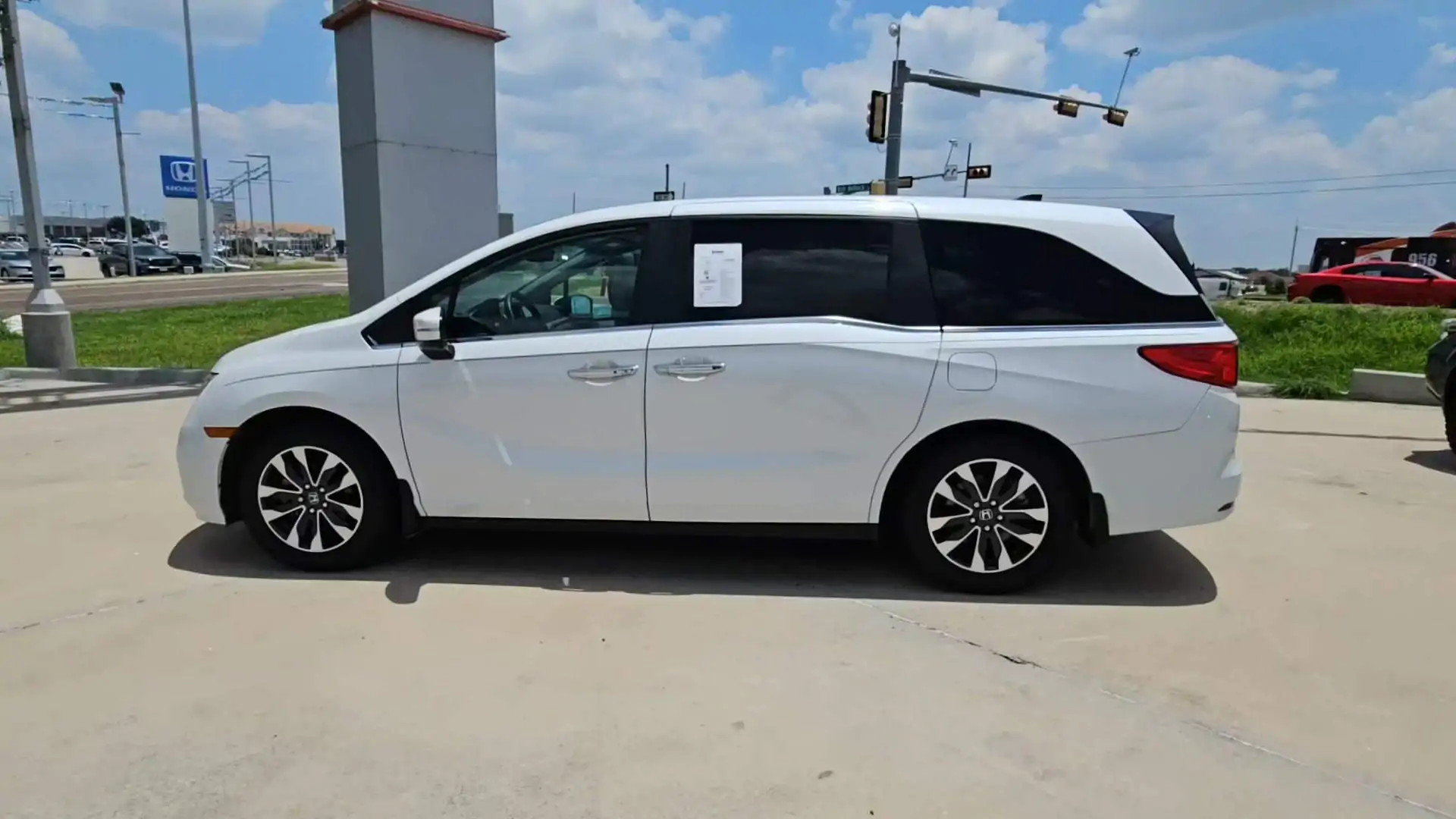 Автомобиль Honda Odyssey EX-L 2024 | GrandCar Автомобиль Honda Odyssey EX-L 2024 | GrandCar