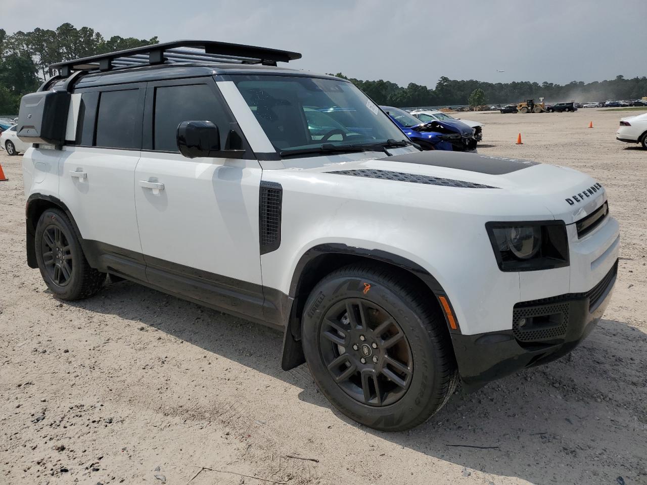 Автомобіль LAND ROVER DEFENDER 110 X-DYNAMIC SE 2024 | GrandCar