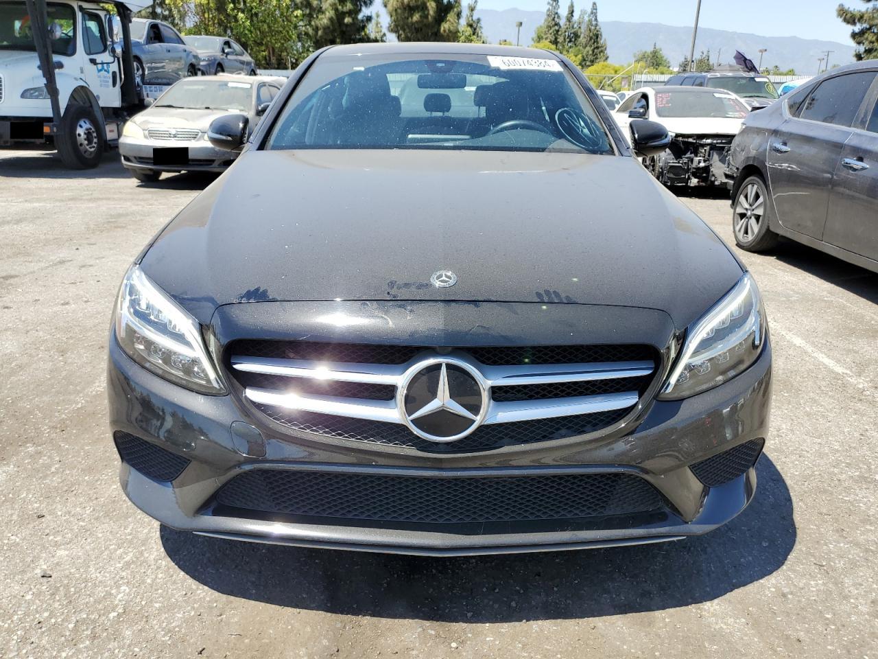 Автомобіль MERCEDES-BENZ C 300 2019 | GrandCar Автомобіль MERCEDES-BENZ C 300 2019 | GrandCar