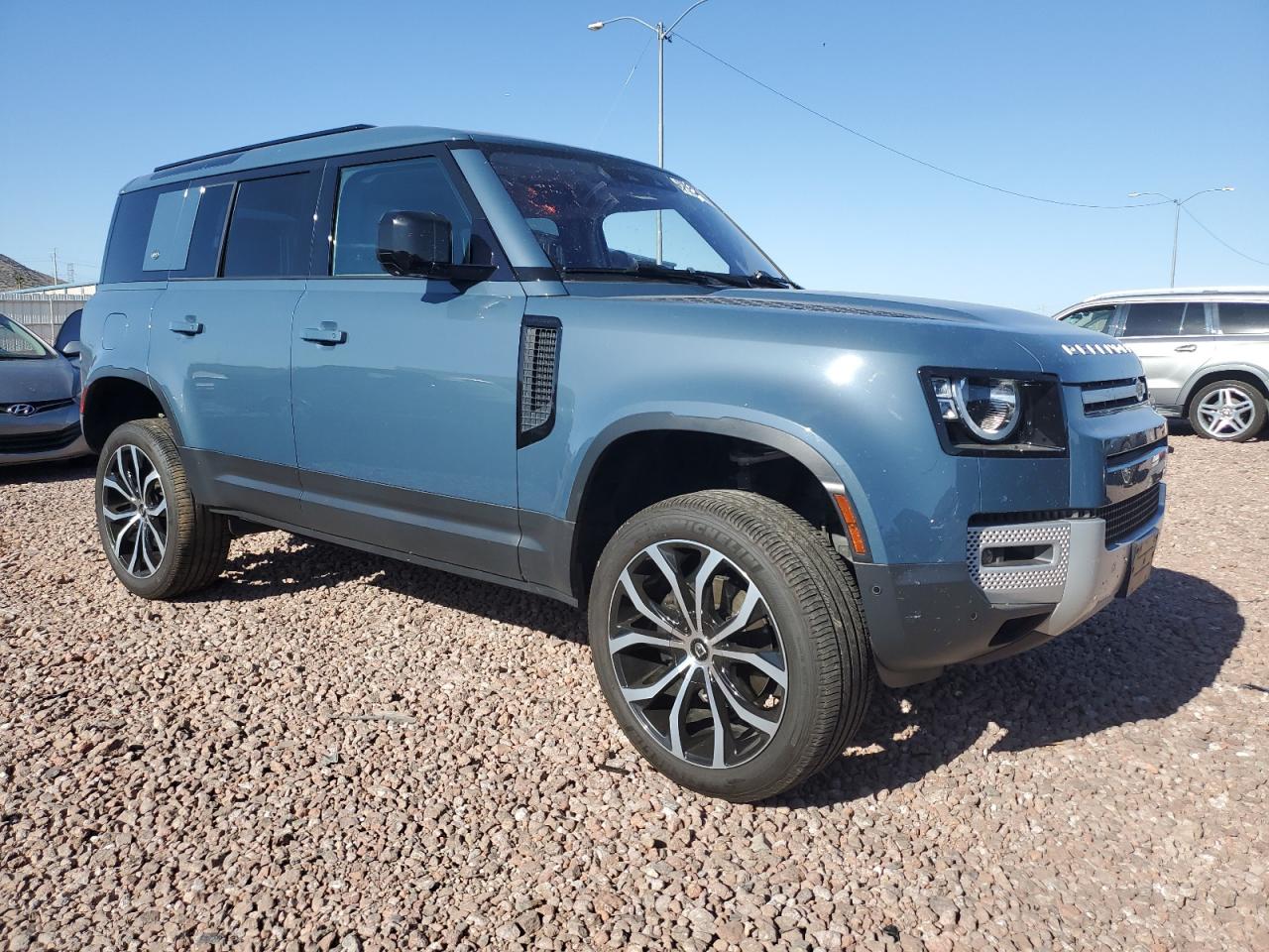 Автомобіль LAND ROVER DEFENDER 110 S 2020 | GrandCar