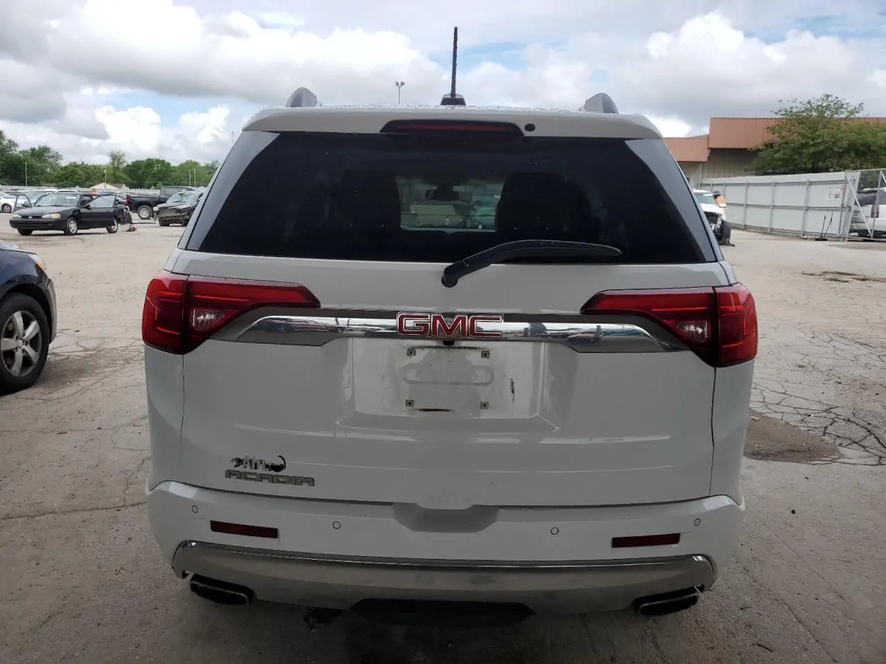 Автомобіль GMC ACADIA DENALI 2019 | GrandCar Автомобіль GMC ACADIA DENALI 2019 | GrandCar