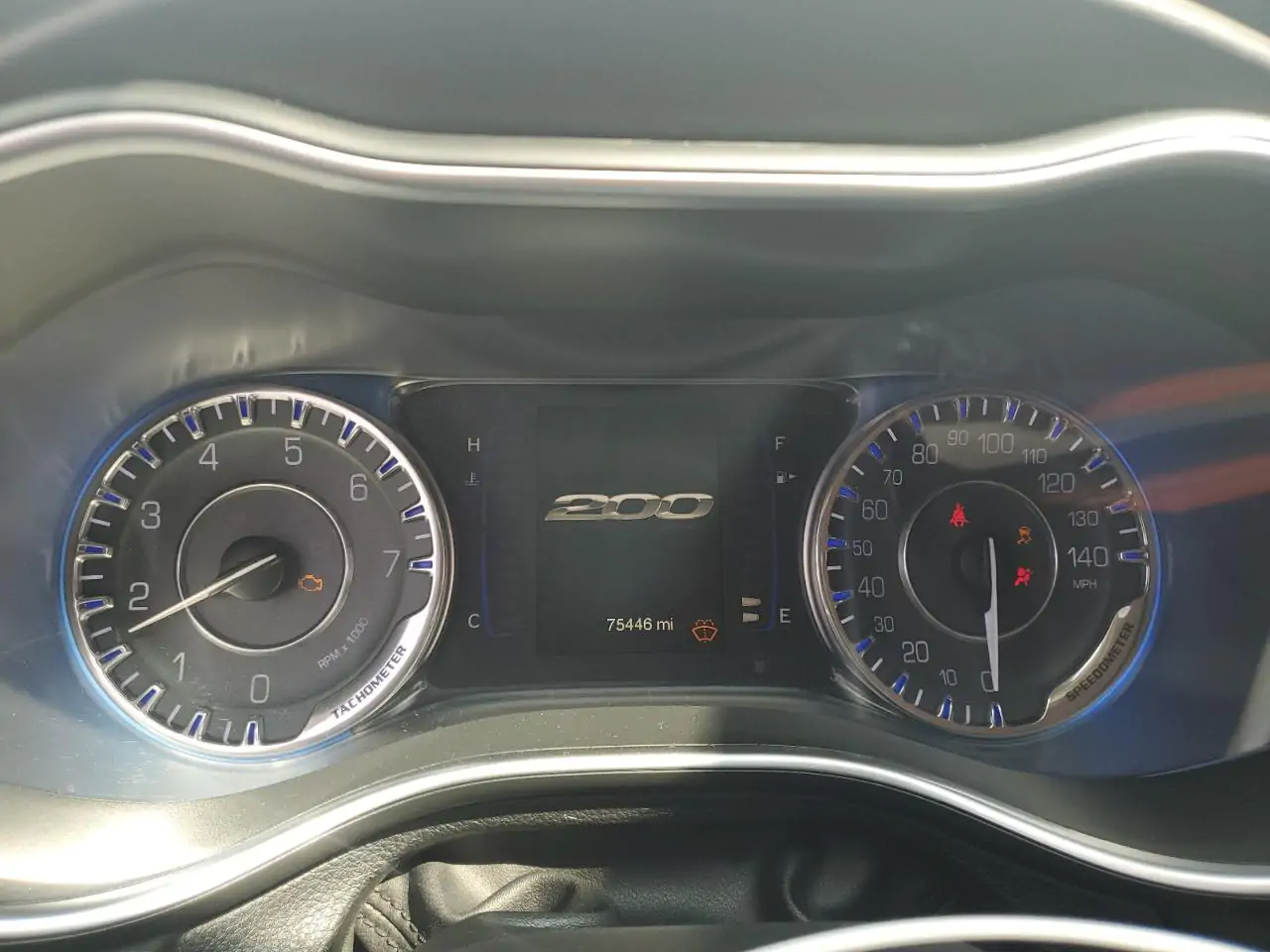 Автомобіль CHRYSLER 200 LIMITED 2016 | GrandCar Автомобіль CHRYSLER 200 LIMITED 2016 | GrandCar