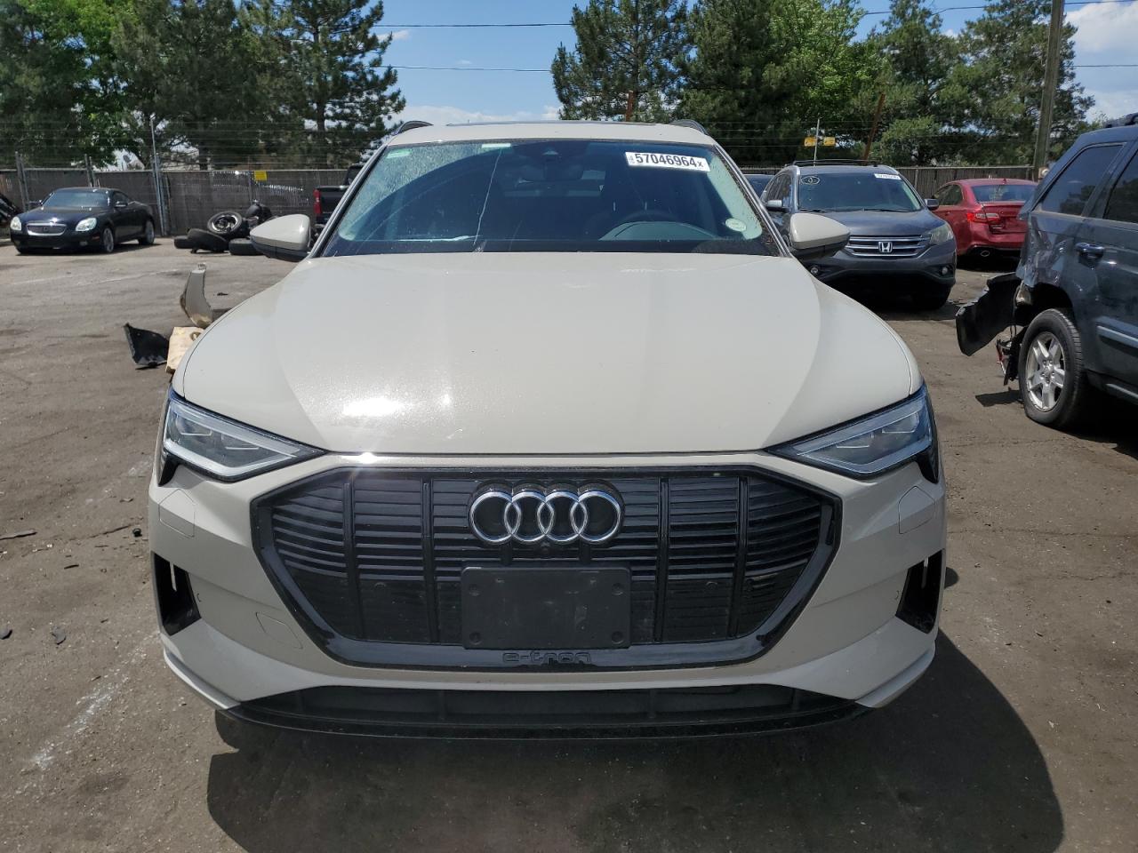 Автомобіль AUDI E-TRON PREMIUM 2021 | GrandCar Автомобіль AUDI E-TRON PREMIUM 2021 | GrandCar