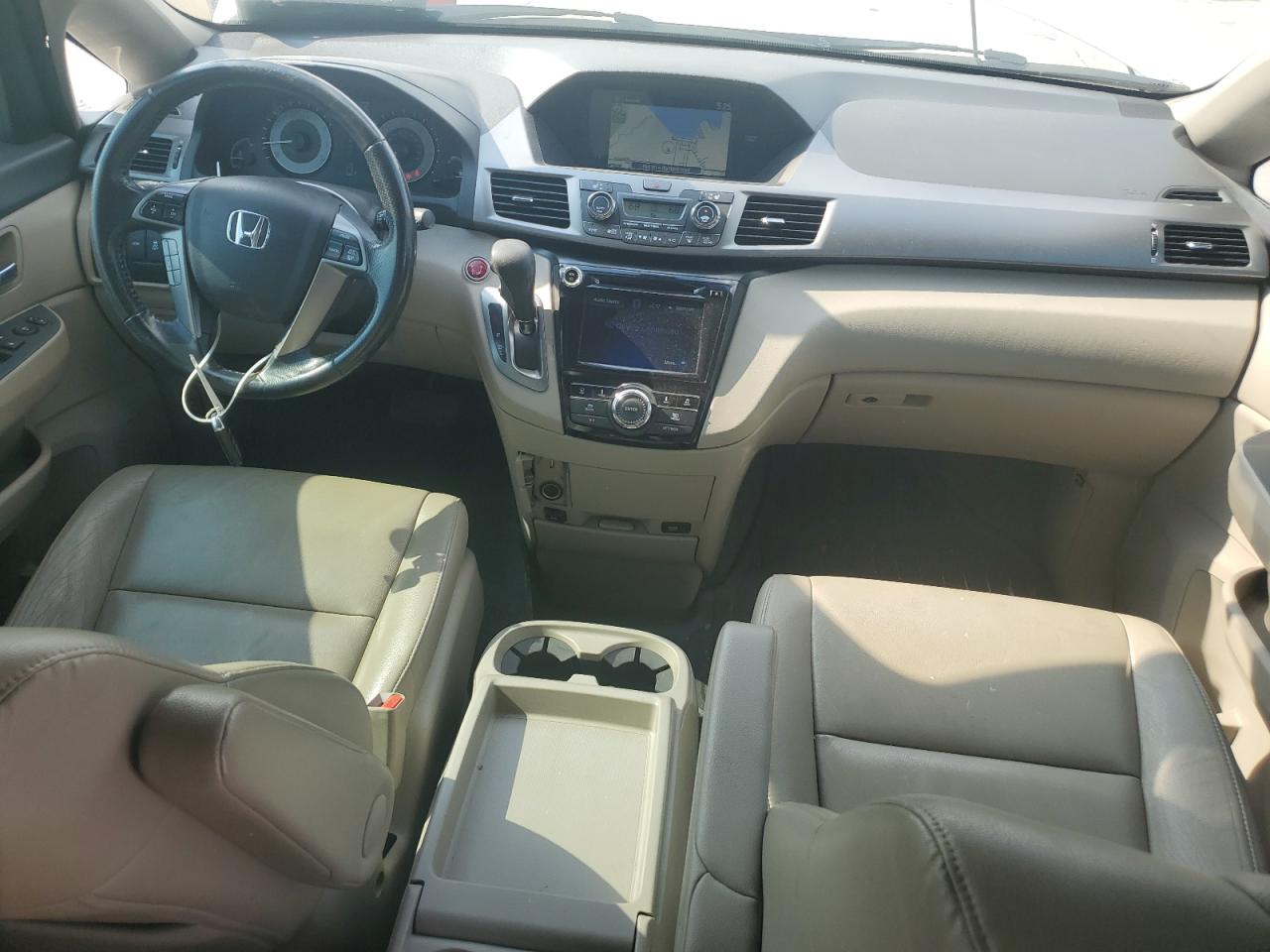 Автомобиль HONDA ODYSSEY EXL 2016 | GrandCar Автомобиль HONDA ODYSSEY EXL 2016 | GrandCar