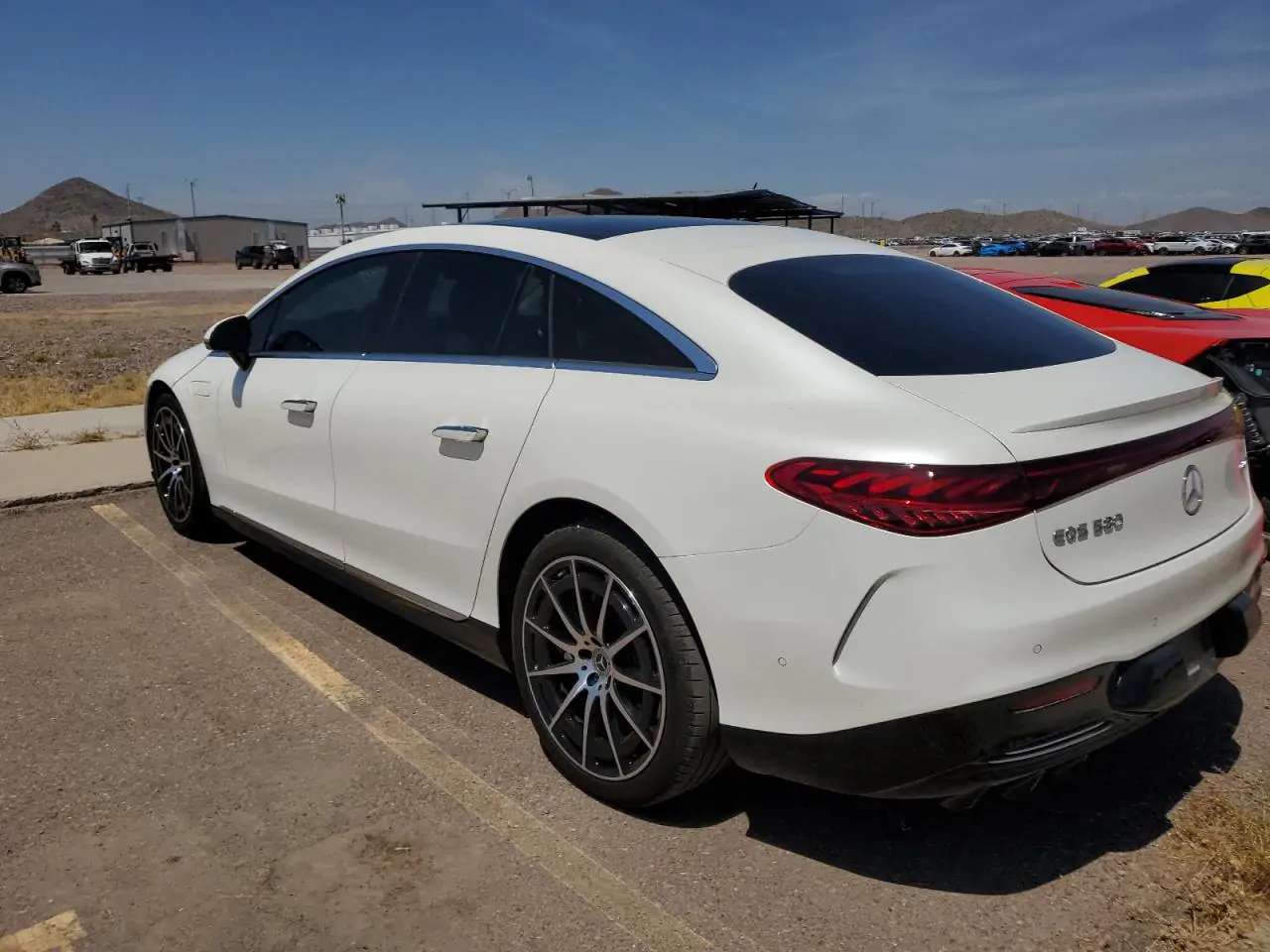 Автомобиль MERCEDES-BENZ EQS SEDAN 580 4MATIC 2022 | GrandCar Автомобиль MERCEDES-BENZ EQS SEDAN 580 4MATIC 2022 | GrandCar