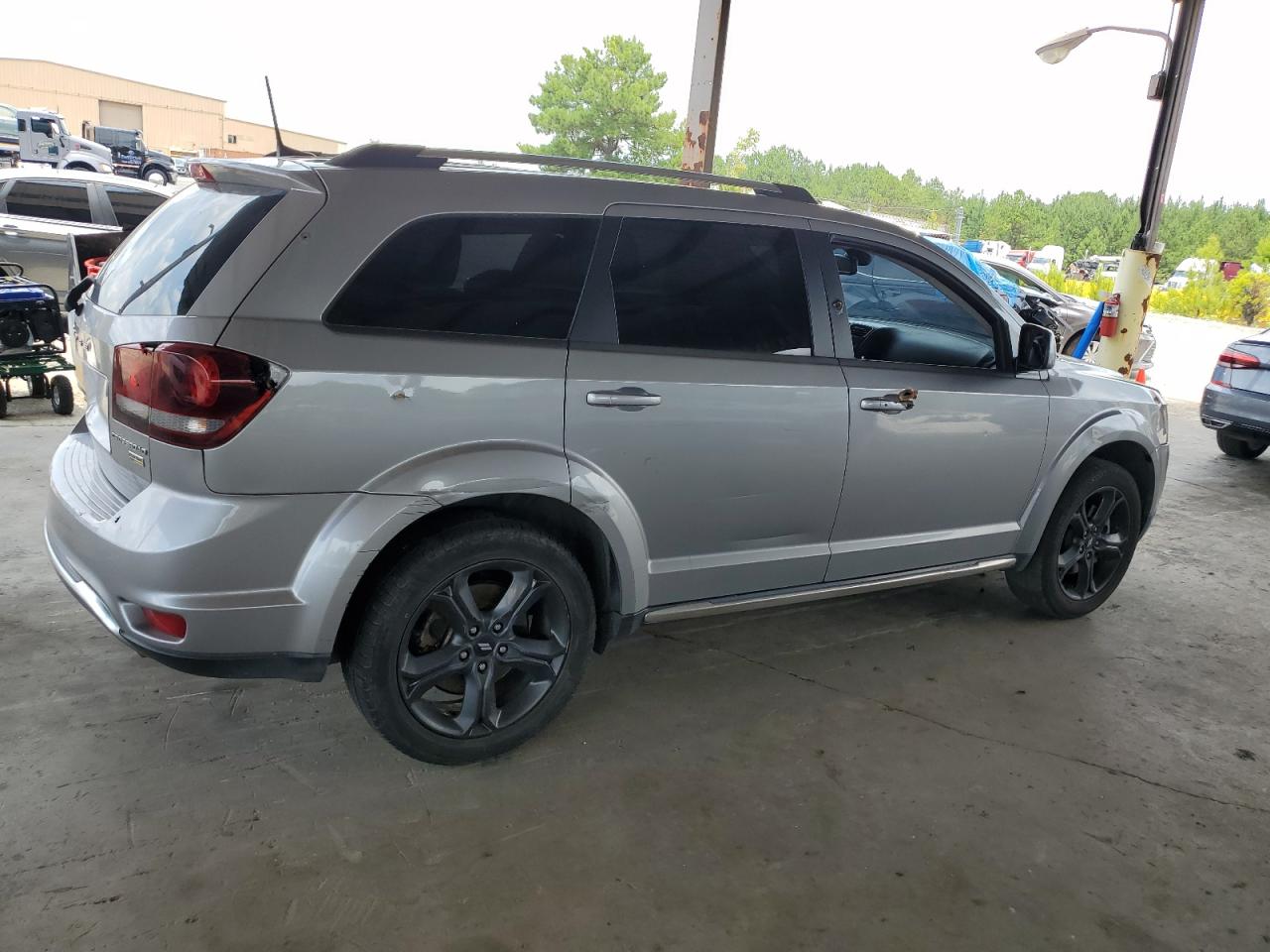 Автомобіль DODGE JOURNEY CROSSROAD 2018 | GrandCar Автомобіль DODGE JOURNEY CROSSROAD 2018 | GrandCar