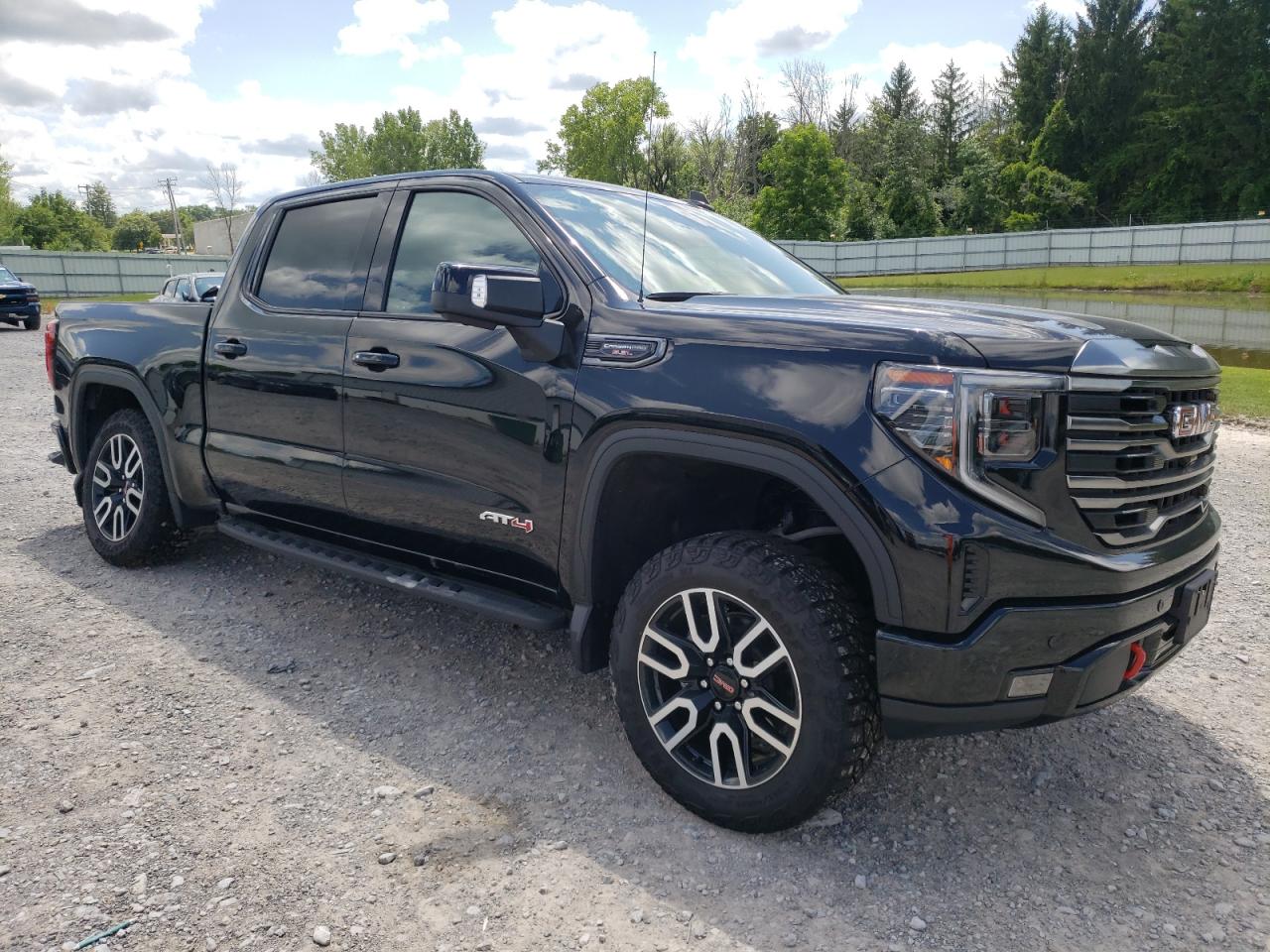 Автомобіль GMC SIERRA K1500 AT4 2023 | GrandCar