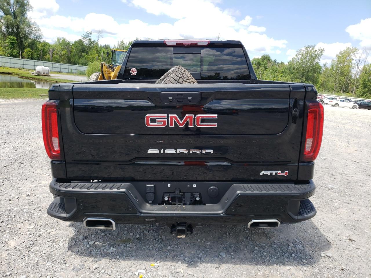 Автомобиль GMC SIERRA K1500 AT4 2023 | GrandCar Автомобиль GMC SIERRA K1500 AT4 2023 | GrandCar