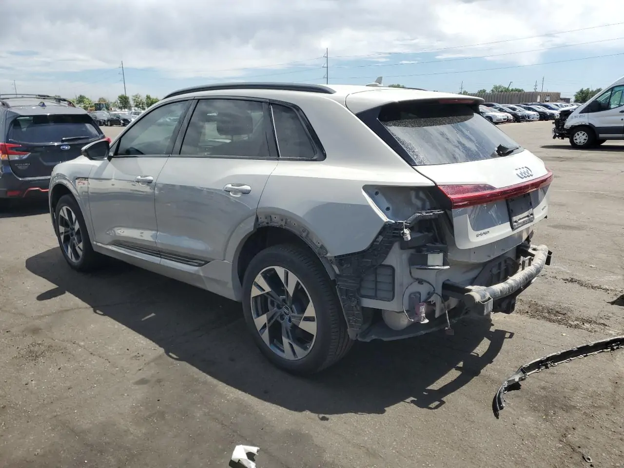 Автомобіль AUDI E-TRON PREMIUM 2021 | GrandCar Автомобіль AUDI E-TRON PREMIUM 2021 | GrandCar