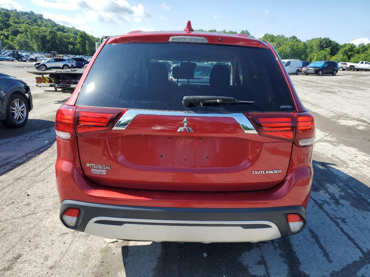 Автомобіль MITSUBISHI OUTLANDER SE 2019 | GrandCar Автомобіль MITSUBISHI OUTLANDER SE 2019 | GrandCar