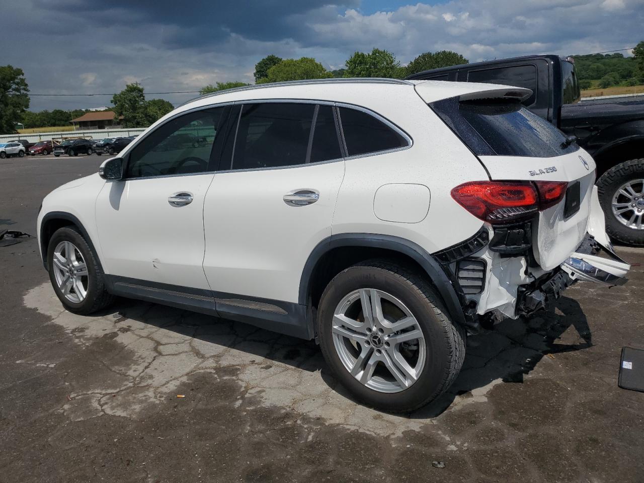 Автомобіль MERCEDES-BENZ GLA 250 2021 | GrandCar Автомобіль MERCEDES-BENZ GLA 250 2021 | GrandCar