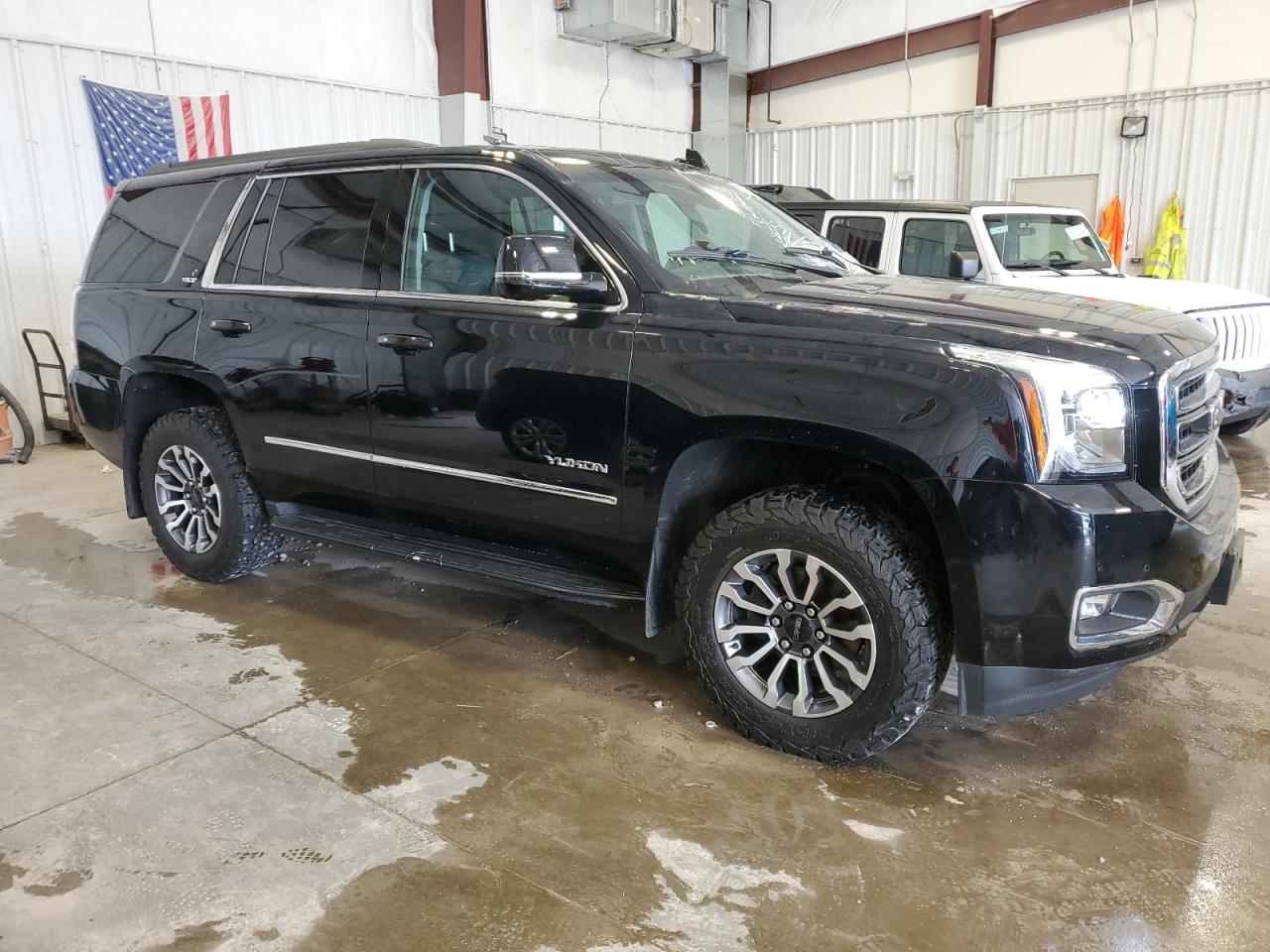 Автомобиль GMC YUKON SLT 2019 | GrandCar Автомобиль GMC YUKON SLT 2019 | GrandCar