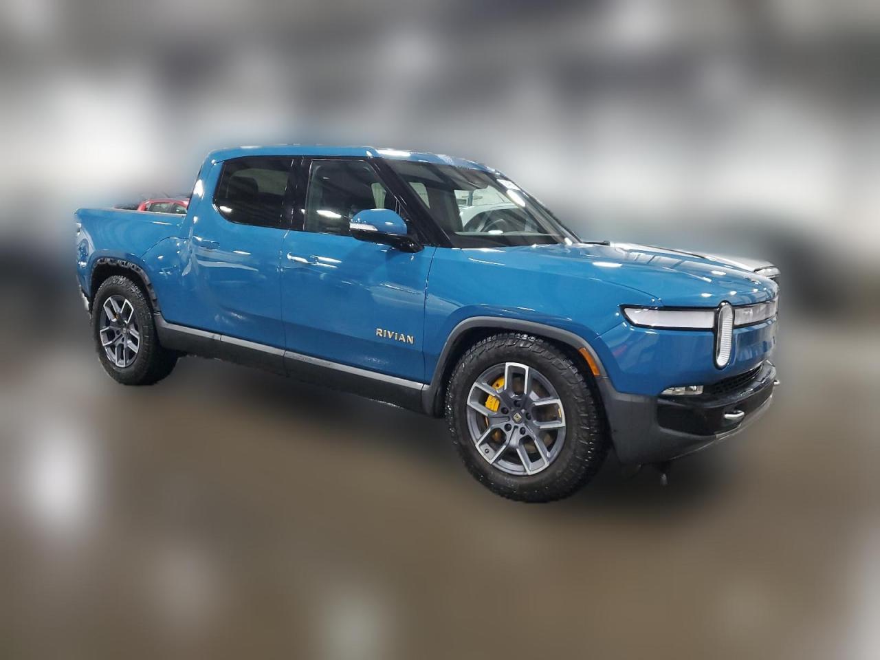 Автомобиль RIVIAN R1T ADVENTURE 2022 | GrandCar Автомобиль RIVIAN R1T ADVENTURE 2022 | GrandCar