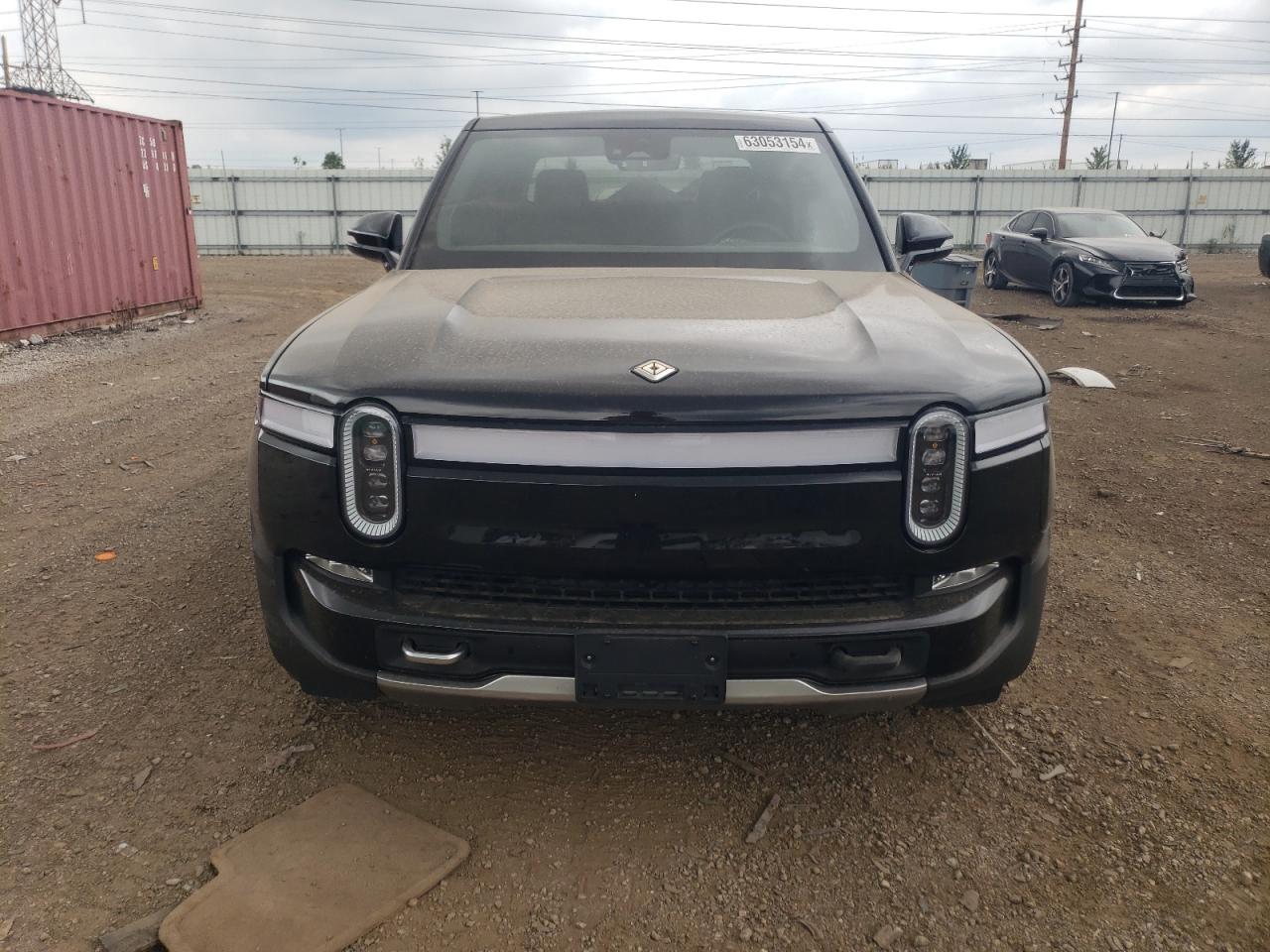 Автомобиль RIVIAN R1T ADVENTURE 2022 | GrandCar Автомобиль RIVIAN R1T ADVENTURE 2022 | GrandCar