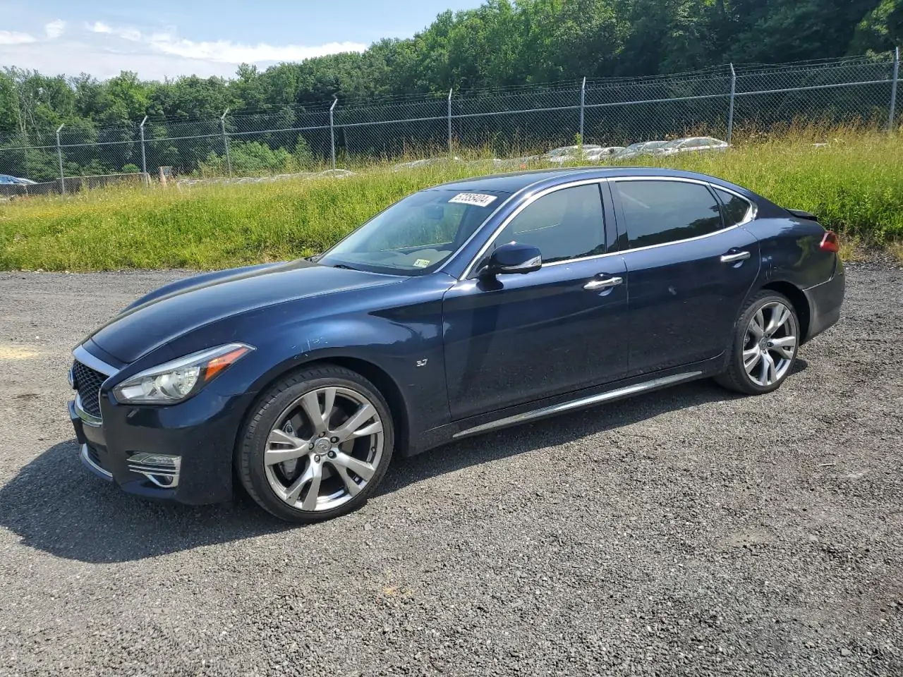 Автомобиль INFINITI Q70L LUXE 2018 | GrandCar