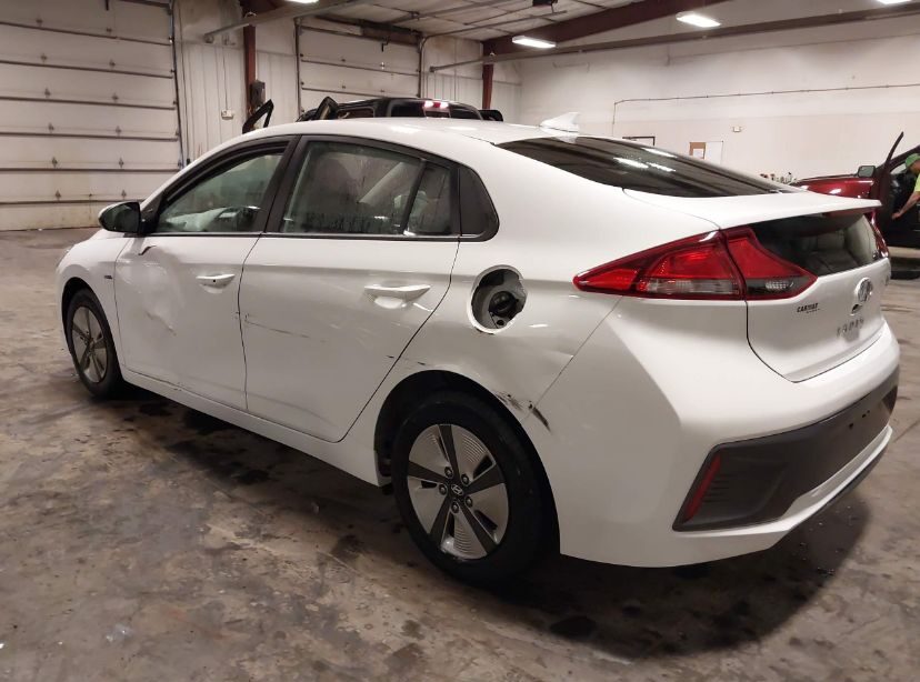 Автомобіль HYUNDAI IONIQ HYBRID BLUE 2020 | GrandCar Автомобіль HYUNDAI IONIQ HYBRID BLUE 2020 | GrandCar