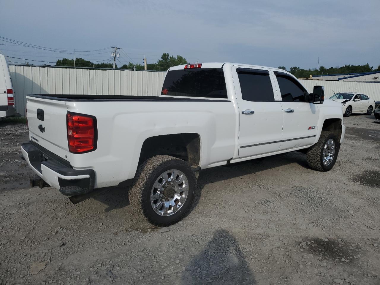 Автомобіль CHEVROLET SILVERADO K2500 HEAVY DUTY LT 2018 | GrandCar Автомобіль CHEVROLET SILVERADO K2500 HEAVY DUTY LT 2018 | GrandCar