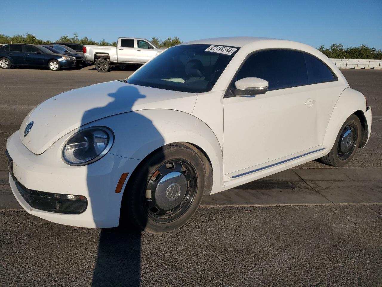 Автомобіль VOLKSWAGEN BEETLE 2013 | GrandCar