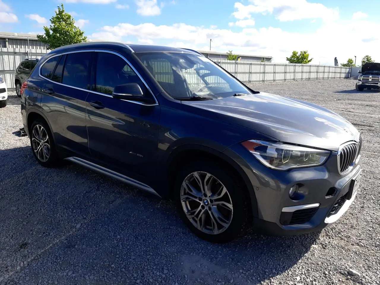 Автомобиль BMW X1 XDRIVE28I 2017 | GrandCar