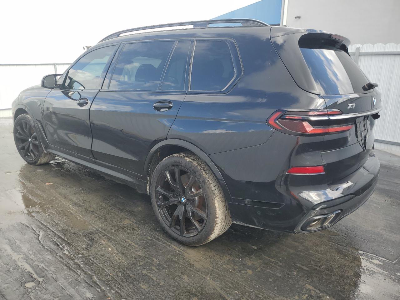 Автомобіль BMW X7 M60I 2023 | GrandCar Автомобіль BMW X7 M60I 2023 | GrandCar
