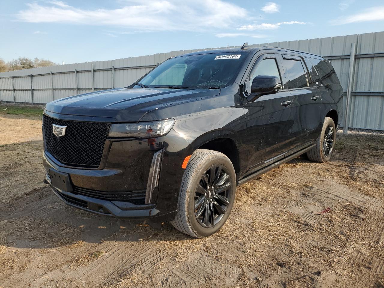 Автомобиль CADILLAC ESCALADE ESV SPORT PLATINUM 2022 | GrandCar
