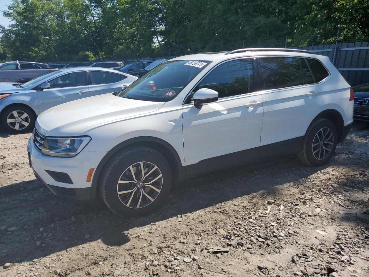 Автомобиль VOLKSWAGEN TIGUAN SE 2019 | GrandCar