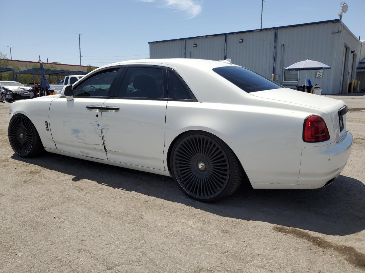 Купити автомобіль ROLLS-ROYCE GHOST 2015 з США. Ціна - 65000
