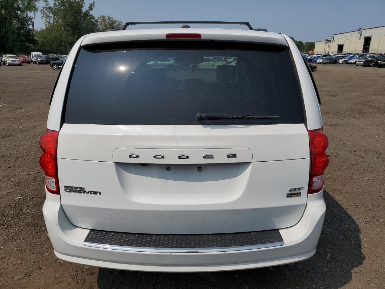 Автомобиль DODGE GRAND CARAVAN GT 2018 | GrandCar Автомобиль DODGE GRAND CARAVAN GT 2018 | GrandCar