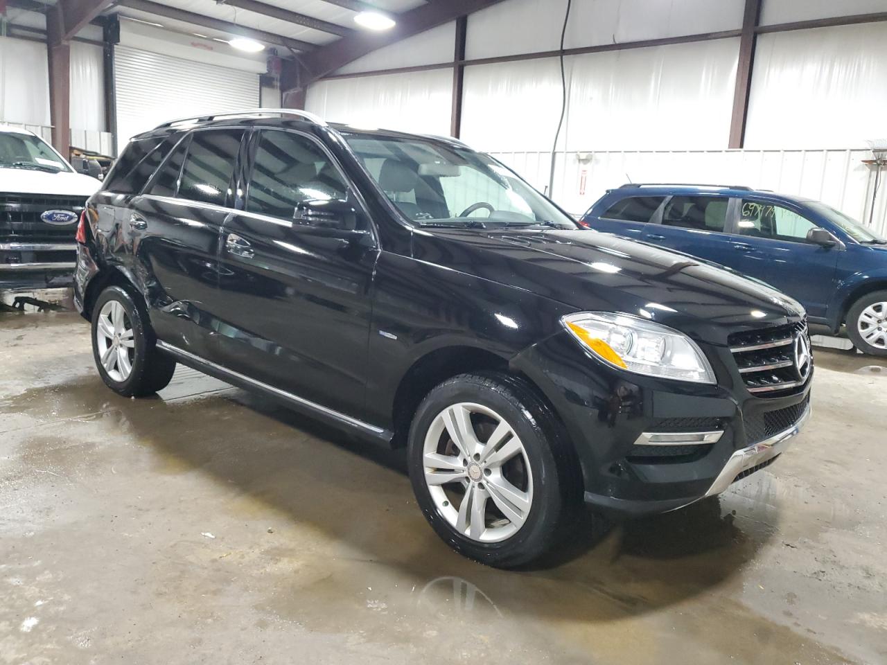 Автомобиль MERCEDES-BENZ ML 350 4MATIC 2012 | GrandCar Автомобиль MERCEDES-BENZ ML 350 4MATIC 2012 | GrandCar