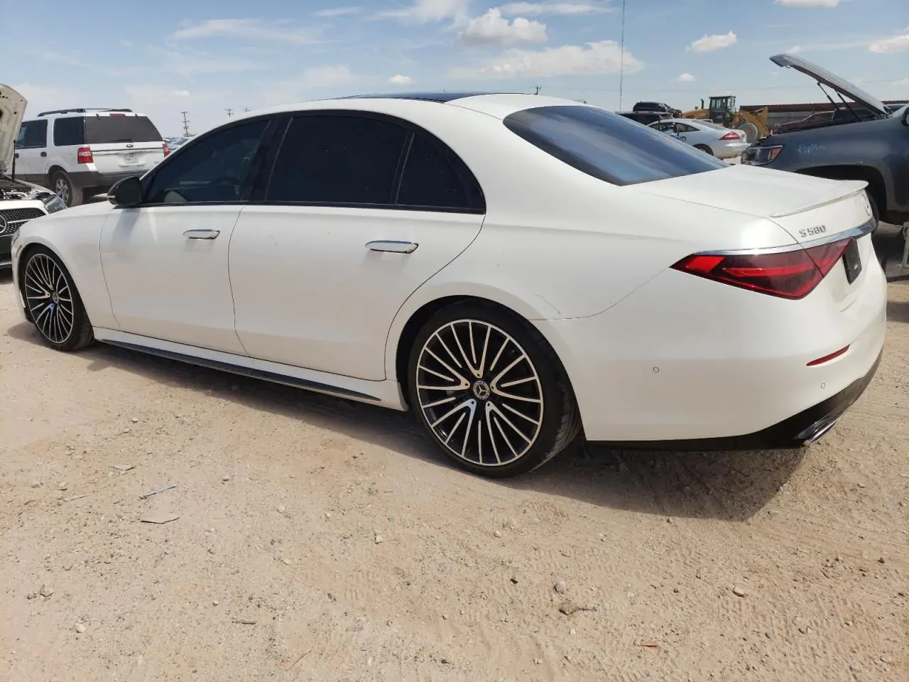 Автомобиль MERCEDES-BENZ S 580 4MATIC 2023 | GrandCar Автомобиль MERCEDES-BENZ S 580 4MATIC 2023 | GrandCar