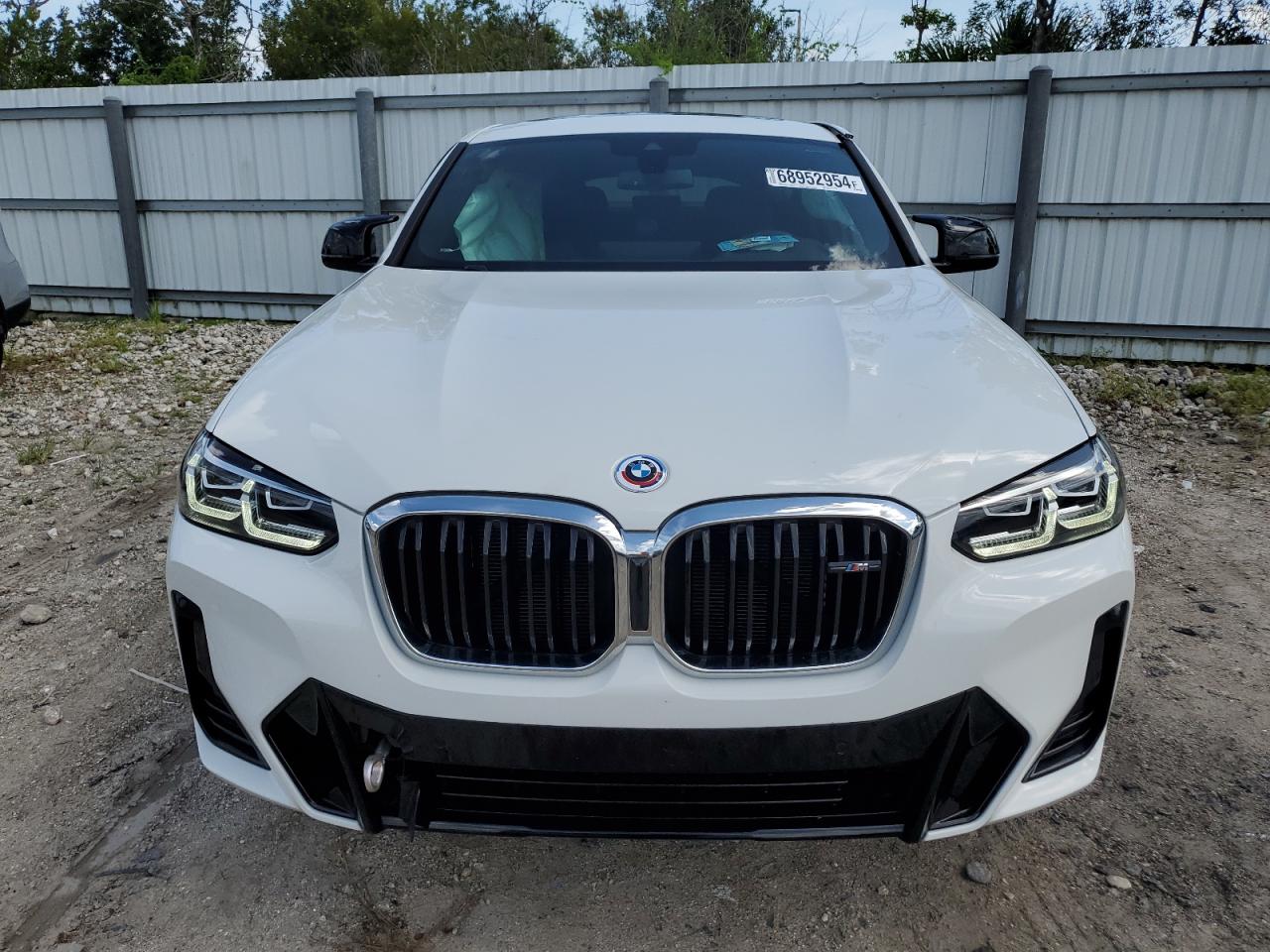 Автомобіль BMW X4 M40I 2023 | GrandCar Автомобіль BMW X4 M40I 2023 | GrandCar