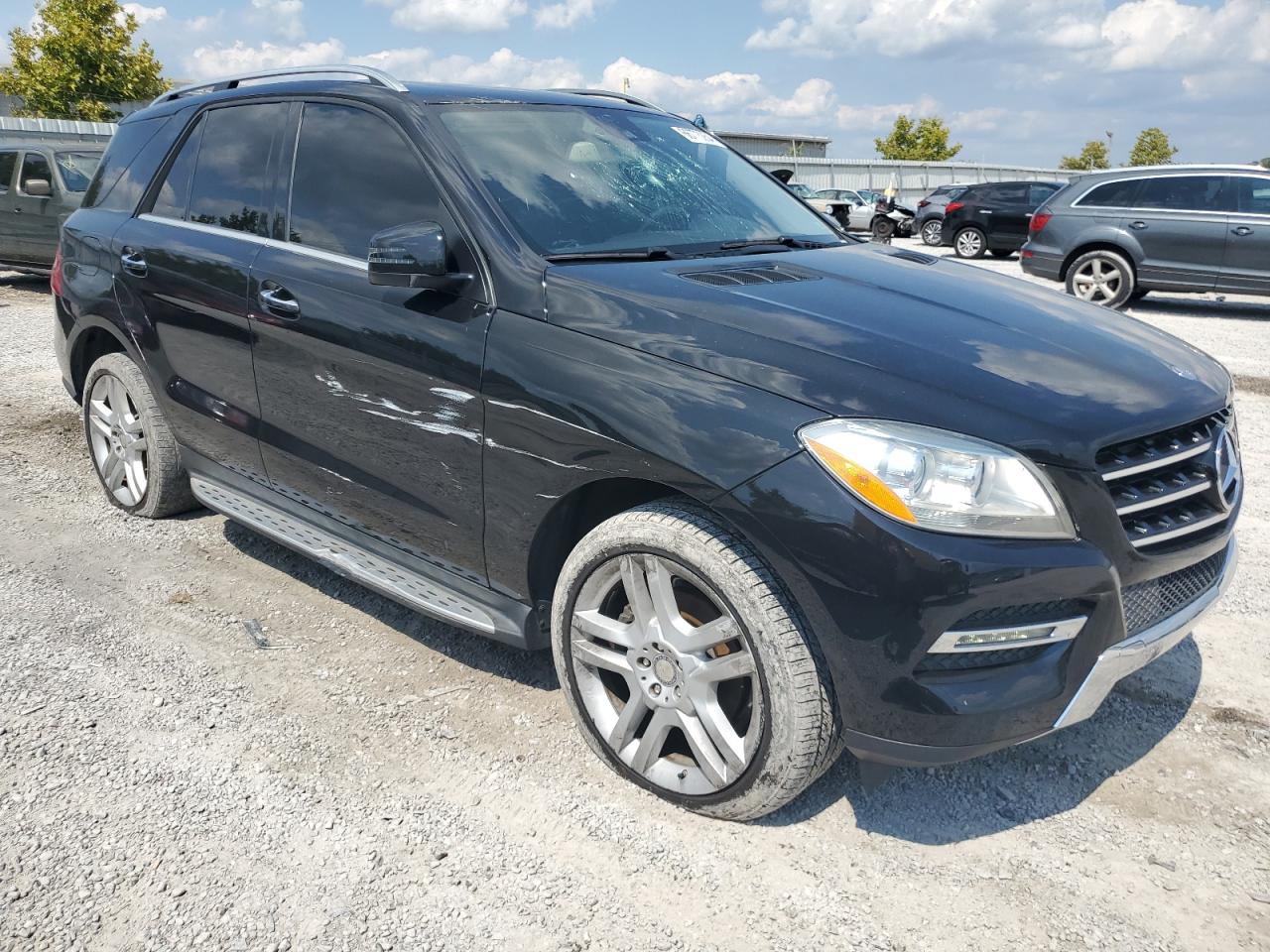 Автомобіль MERCEDES-BENZ ML 350 2015 | GrandCar Автомобіль MERCEDES-BENZ ML 350 2015 | GrandCar