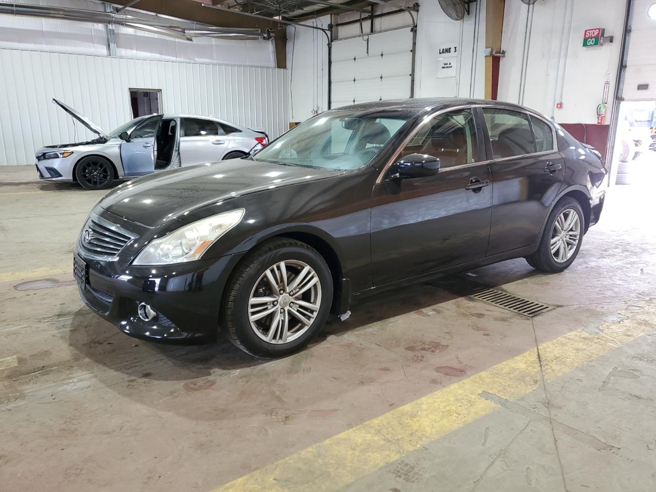Автомобіль INFINITI G37 2013 | GrandCar