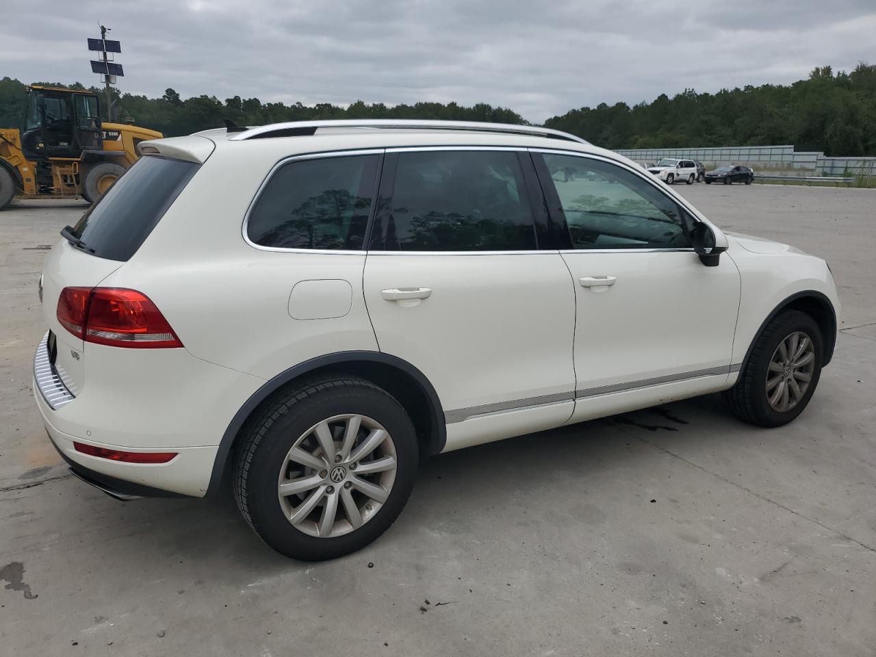 Автомобіль VOLKSWAGEN TOUAREG V6 2012 | GrandCar Автомобіль VOLKSWAGEN TOUAREG V6 2012 | GrandCar