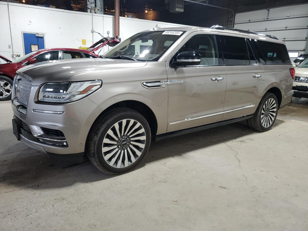 Автомобіль LINCOLN NAVIGATOR L RESERVE 2018 | GrandCar