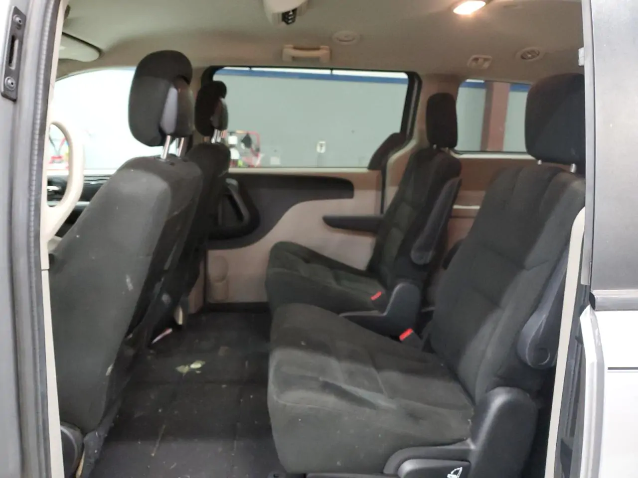 Автомобіль DODGE GRAND CARAVAN SE 2015 | GrandCar Автомобіль DODGE GRAND CARAVAN SE 2015 | GrandCar