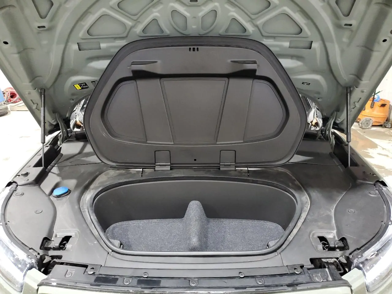 Автомобіль VOLVO XC40 P8 RECHARGE ULTIMATE 2022 | GrandCar Автомобіль VOLVO XC40 P8 RECHARGE ULTIMATE 2022 | GrandCar