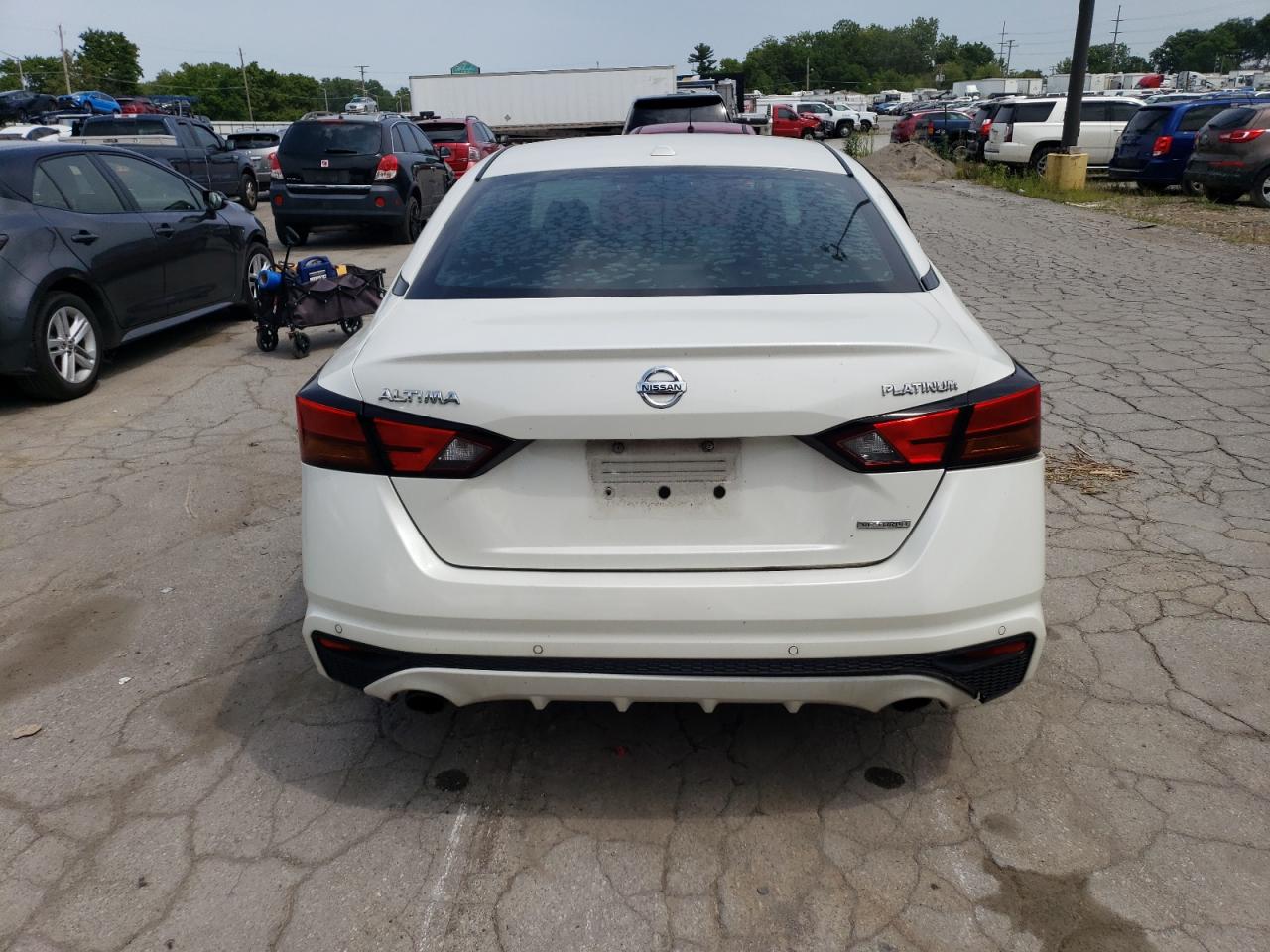 Автомобіль NISSAN ALTIMA PLATINUM 2020 | GrandCar Автомобіль NISSAN ALTIMA PLATINUM 2020 | GrandCar