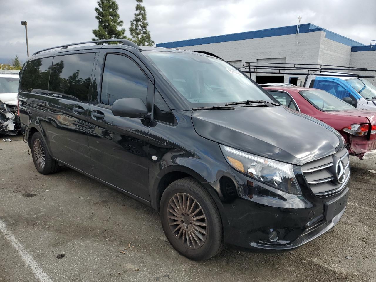 Автомобіль MERCEDES-BENZ METRIS 2022 | GrandCar Автомобіль MERCEDES-BENZ METRIS 2022 | GrandCar